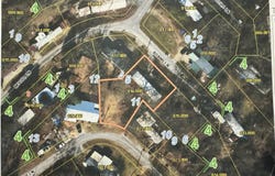 28 Adams Lane, Blue Eye, MO 65611