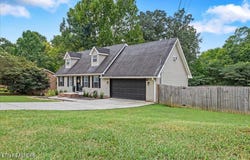 334 N Washington Ave, Etowah, TN 37331
