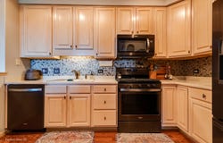 1761 PAVILION Way, Park Ridge, IL 60068