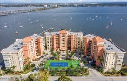 102 Riverside Drive, Cocoa, FL 32922