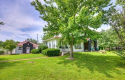 2736 E 15th Street, Joplin, MO 64804