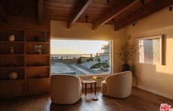 1424 Nathan Ln, Ventura, CA 93001
