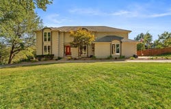 4104 SW Hickory Lane, Blue Springs, MO 64015