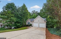 17 Mitchell Drive, Hiram, GA 30141