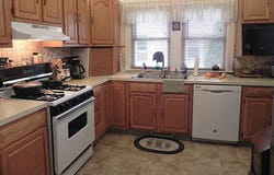 211 E Electric Court, Sturgis, MI 49091