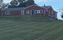 819 Sprinkle Rd, Fincastle, VA 24090
