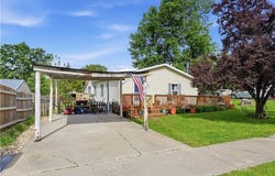 806 West Street, Stewartsville, MO 64490