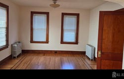 20 Dix Street, New Brunswick, NJ 08901