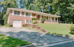 2641 Hedgewood Lane NW, Atlanta, GA 30311