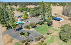 5667 Amber Avenue, Clovis, CA 93619