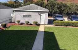 3308 Wesley Avenue, Berwyn, IL 60402