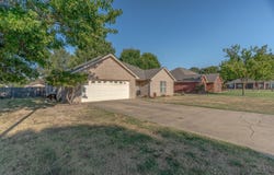 625 Blossom Lane, Trumann, AR 72472