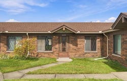 32730 Valley Drive, Warren, MI 48093