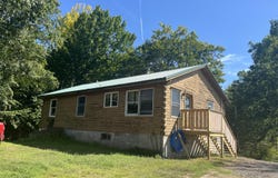 1885 North Road, Cornish, ME 04020