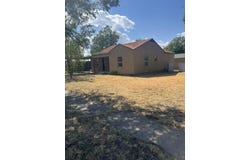 300 E Ave, Ballinger, TX 76821
