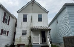 105 18th St, Vandergrift, PA 15690