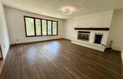 165 BIRCH Lane, Petersburg, IL 62675