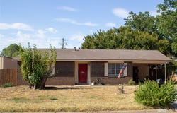 1409 Avenue D, Graham, TX 76450