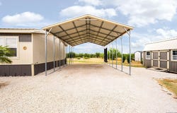 380 Martin Ave, Carrizo Springs, TX 78834