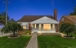 2226 Drexel Street, Dearborn, MI 48128