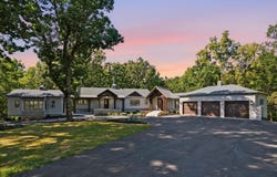 4901 E Farm Rd 66, Springfield, MO 65803