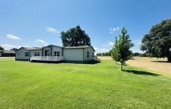 1019 E Carey, Shattuck, OK 73858