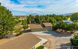 800 W S Slope Rd, Emmett, ID 83617