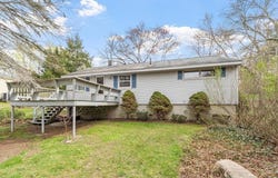 69 Byam Rd, Chelmsford, MA 01824