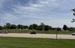 2530 W Waukau Ave, Oshkosh, WI 54904