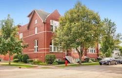 1127 E Prairie Avenue, Des Plaines, IL 60016