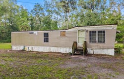 906 NE 575th St, Old Town, FL 32680