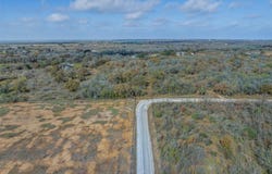 970 Bugtussle Ln, Luling, TX 78648