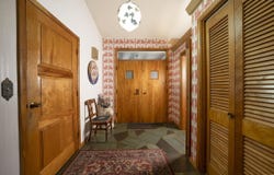 1839 Rainbow Bend Boulevard, Elkhart, IN 46514-1402