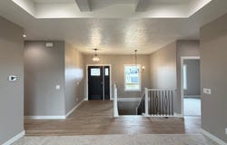 2901 S Dunraven Ave, Sioux Falls, SD 57110