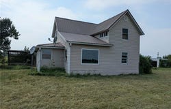 17841 SE Wabaunsee Road, Kincaid, KS 66039