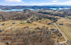 Rolling Hls, Rutledge, TN 37861