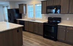 1054 E Park Street, Gardner, KS 66030