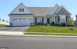 2717 PIN OAK Drive, HARRISBURG, PA 17112