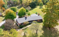 1 Meadowbrook Heights, Hannibal, MO 63401