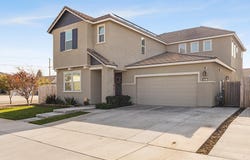 3623 E Seeger Avenue, Visalia, CA 93292