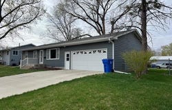 117 W Clark St., Vermillion, SD 57069
