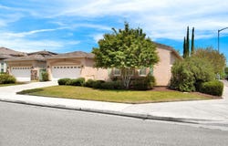 2934 E Salem Avenue, Fresno, CA 93720