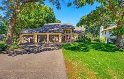 1265 Rolling Oaks Lane NW, Hutchinson, MN 55350