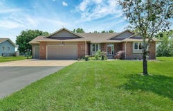 2005 E Pine Bay St, Wichita, KS 67216