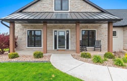532 ROYAL ST PATS Drive, WRIGHTSTOWN, WI 54180
