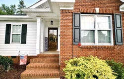 109 Victoria Lane, Rainbow City, AL 35906