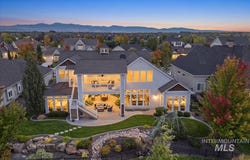1059 N Luge Ave, Eagle, ID 83616