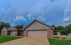 12 Meadowview Dr., Searcy, AR 72143