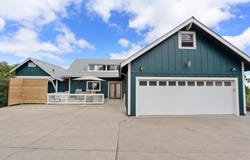 68 Ka Dr, Kula, HI 96790