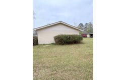 216 Colonial Dr, Butler, AL 36904